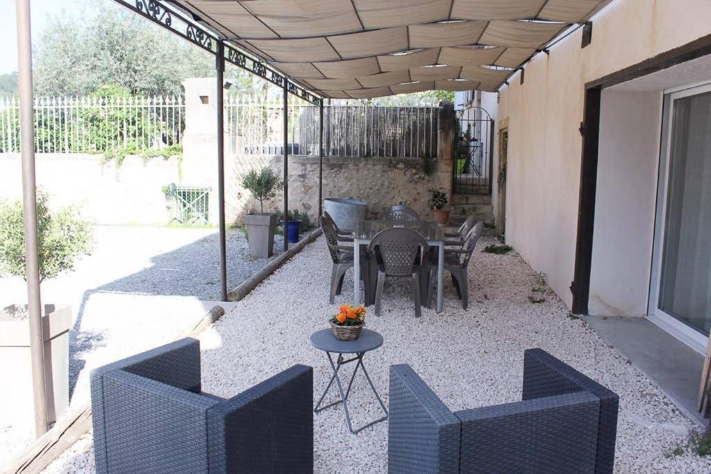 Le Gite Du Jas Vieux Montfort  Exterior photo